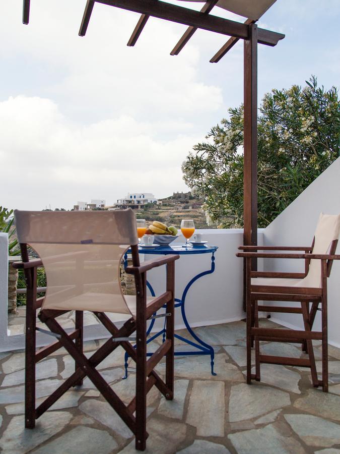 Meltemi Tinos Agios Romanos Exterior foto